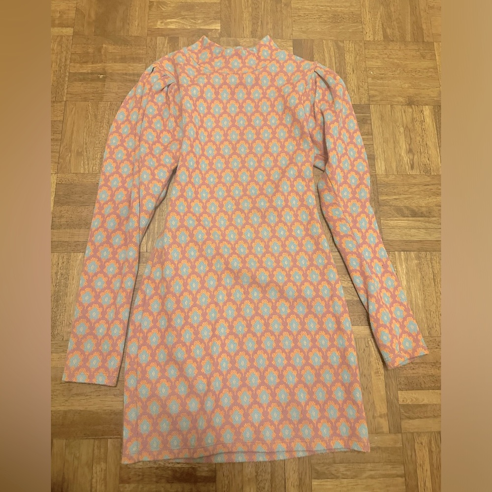 Knit long sleeve mini dress. Retro vibes. Zara size S